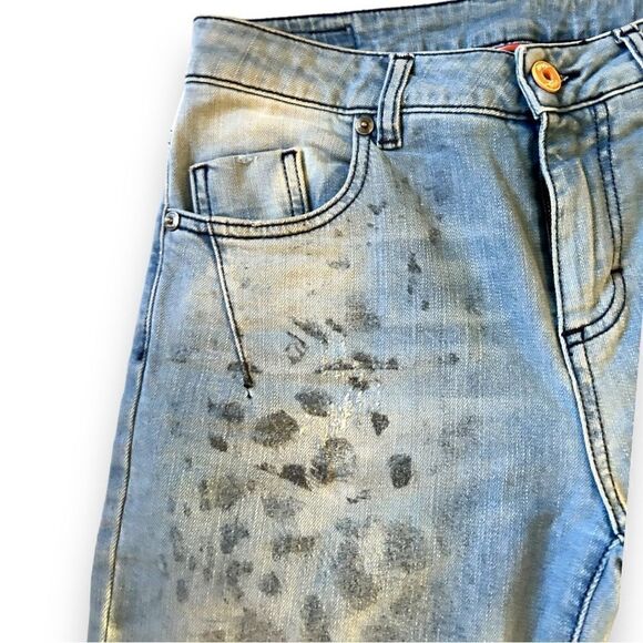 Maryley Italy | EUC Women's Distressed Denim with Animal Print Size 26 - Picture 5 of 10
